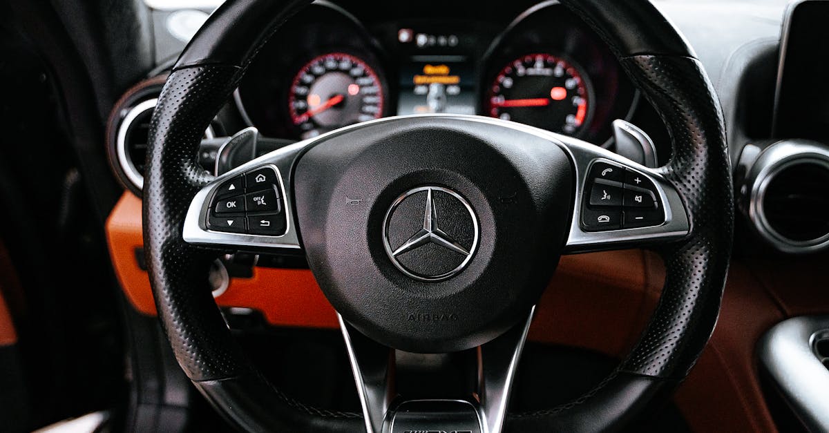 découvrez tout ce qu'il faut savoir sur le salaire des contrôleurs aériens en france. informez-vous sur les différentes échelles de rémunération, les facteurs influençant le salaire, ainsi que les perspectives d'évolution de carrière dans ce métier passionnant.