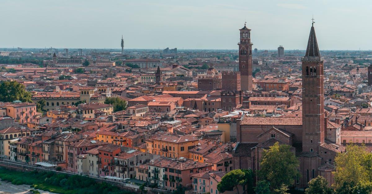 découvrez l'univers fascinant d'anastasia, un conte intemporel qui mêle magie, aventure et romance. suivez le parcours d'une jeune princesse en quête de son identité et de son héritage à travers des défis inoubliables et des moments touchants.