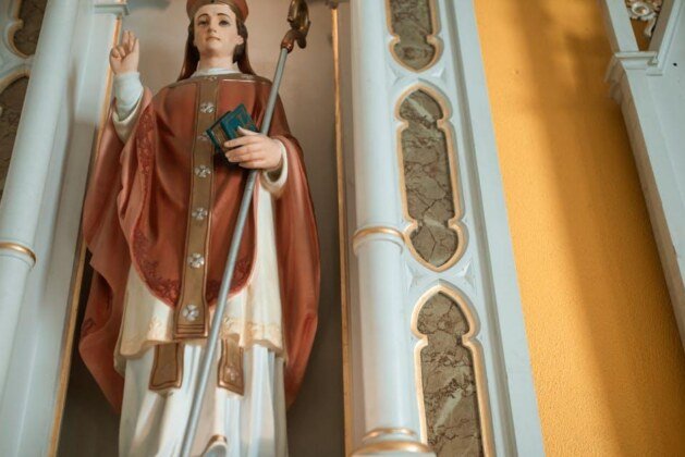 Quelle est la différence essentielle entre un chrétien et un catholique ?