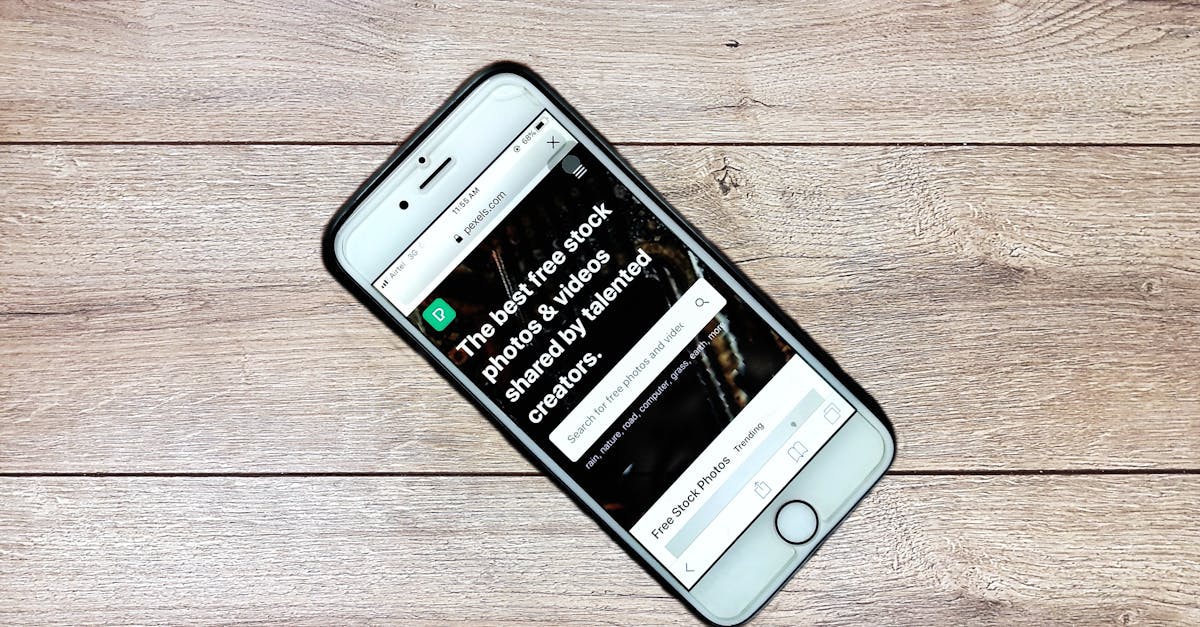 découvrez comment connecter facilement votre téléphone à votre télévision. suivez nos conseils pratiques pour diffuser des vidéos, partager des photos et profiter de vos contenus préférés sur grand écran.