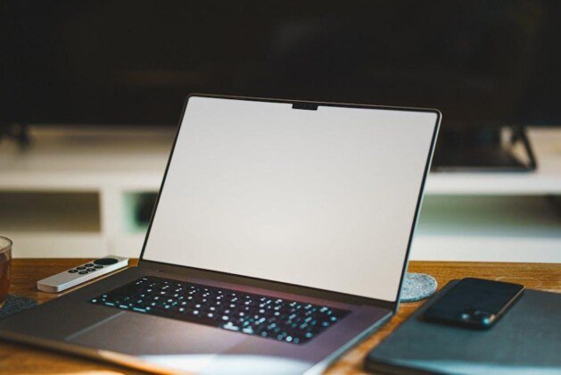 Comment connecter son téléphone à sa télévision facilement ?