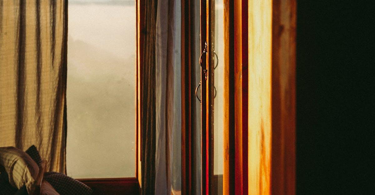 découvrez tout ce que vous devez savoir sur la toux : causes, symptômes, traitements et conseils pour soulager cet inconfort. optimisez votre santé respiratoire avec nos recommandations.