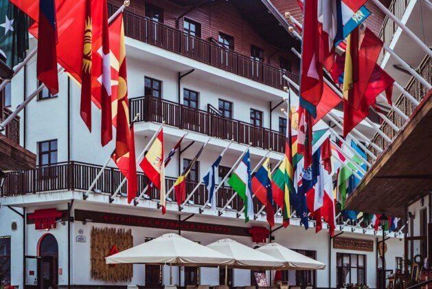 Pourquoi le Luxembourg et les Pays-Bas ont des drapeaux presque identiques ?