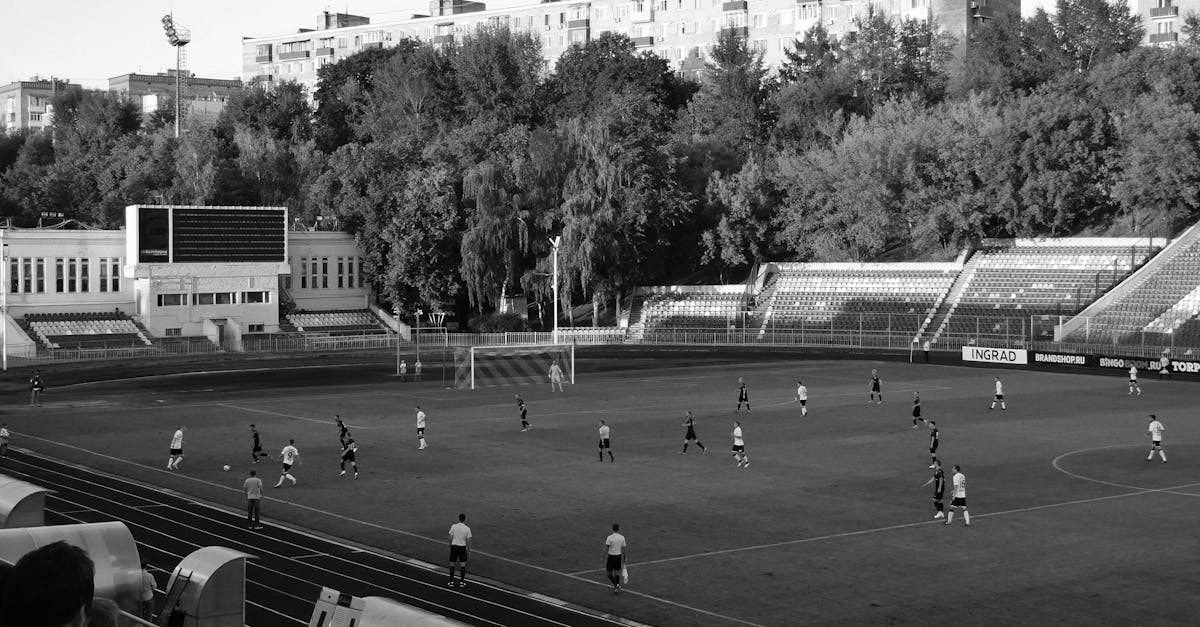 découvrez l'histoire fascinante du football, de ses origines anciennes à son évolution en tant que sport mondial. plongez dans les moments clés, les joueurs emblématiques et les compétitions qui ont façonné ce jeu passionnant.