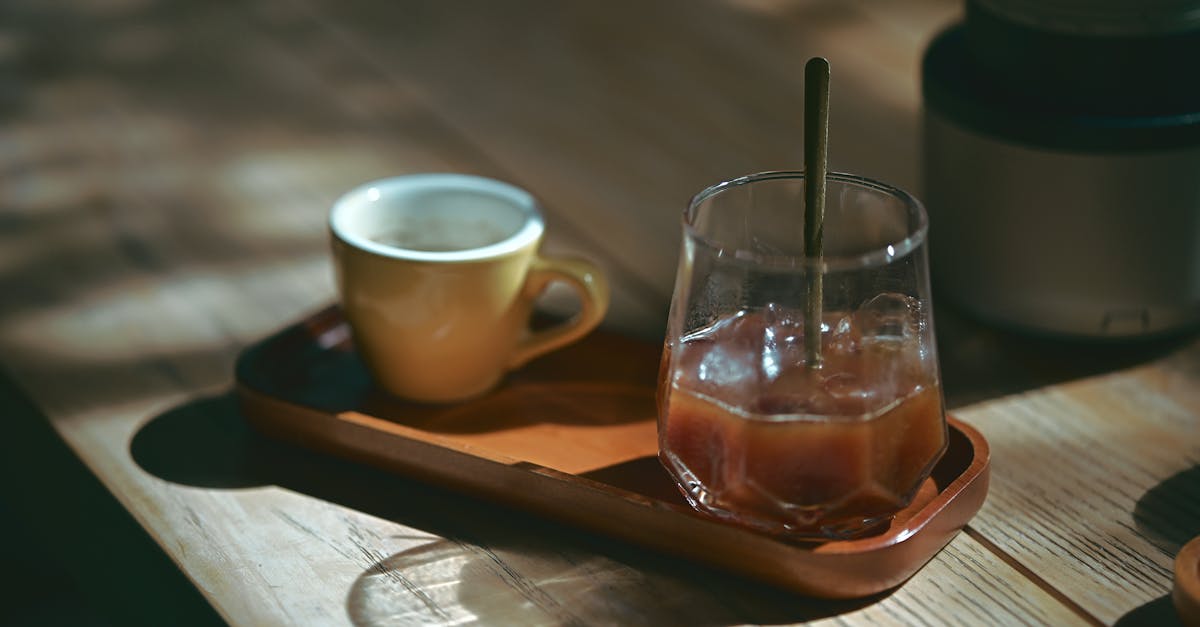 découvrez tout sur la capacité des verres : guide des dimensions, des types de verres et conseils pour choisir celui qui correspond le mieux à vos besoins en matière de boissons.