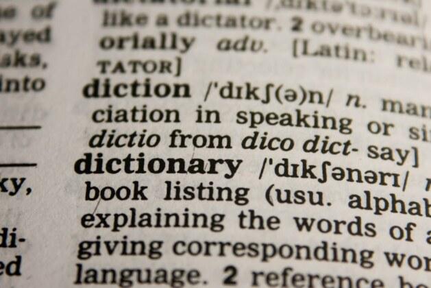 D’où vient l’expression ‘découvrir le pot aux roses’ ?