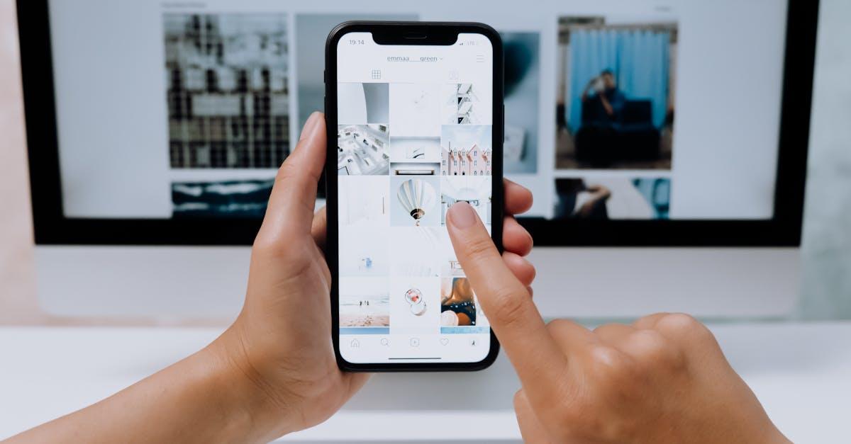 découvrez tout sur instagram, la plateforme de partage de photos et de vidéos la plus populaire au monde. explorez des astuces, des tendances et des conseils pour optimiser votre expérience instagram et développer votre communauté en ligne.