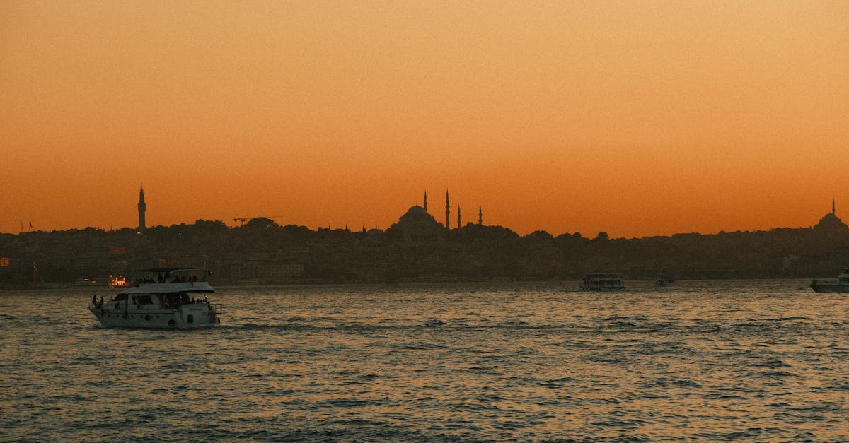 découvrez metropolitan, votre source d'inspiration pour un mode de vie urbain moderne. explorez les dernières tendances, conseils et astuces pour vivre en harmonie avec la ville tout en appréciant son dynamisme.