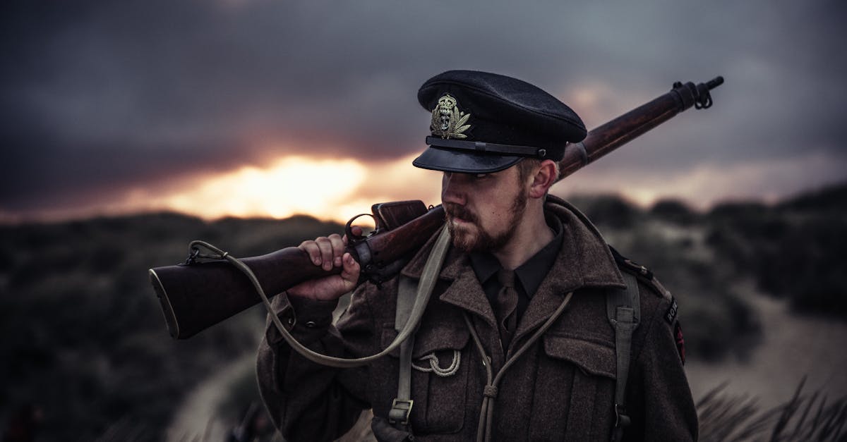 découvrez les enjeux et les implications de l'abolition du service militaire. analyse des impacts sociaux, économiques et politiques de cette décision historique, ainsi que des perspectives d'avenir pour les forces armées et la société civile.