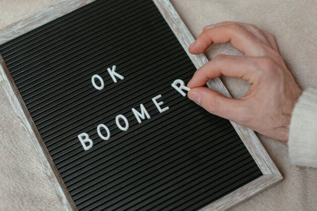 Pourquoi les jeunes appellent-ils leurs parents ‘daron’ et ‘daronne’ ?