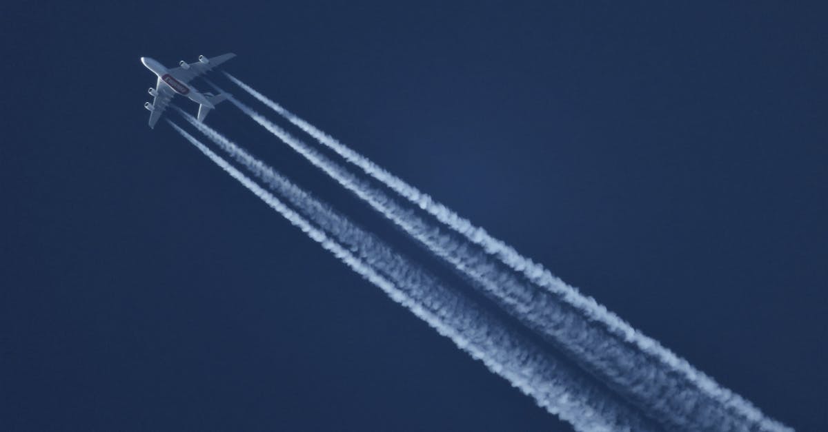 découvrez le métier de pilote de ligne : formation, missions, compétences requises et perspectives de carrière dans l’aviation commerciale.