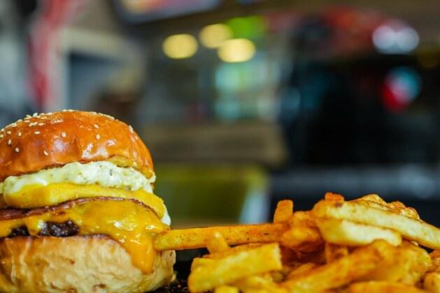 Combien pèse un œuf en moyenne ?