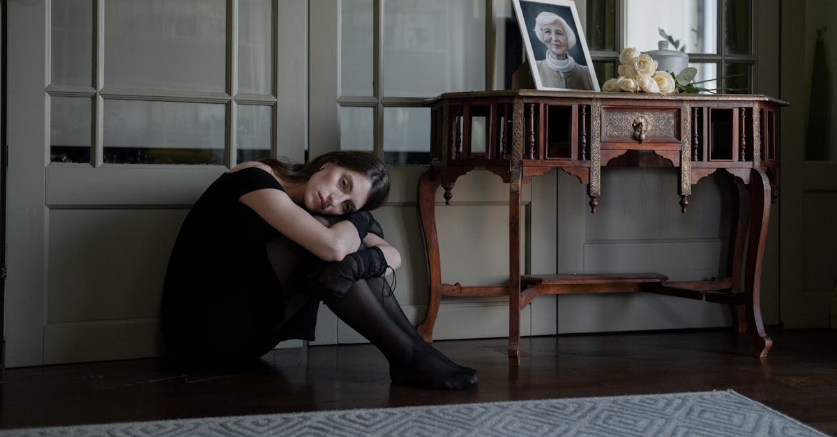 découvrez nos services funéraires respectueux et personnalisés pour accompagner vos proches dans les moments difficiles. nous offrons un soutien empathique et des options adaptées à chaque besoin, afin de rendre hommage à ceux que vous aimez.