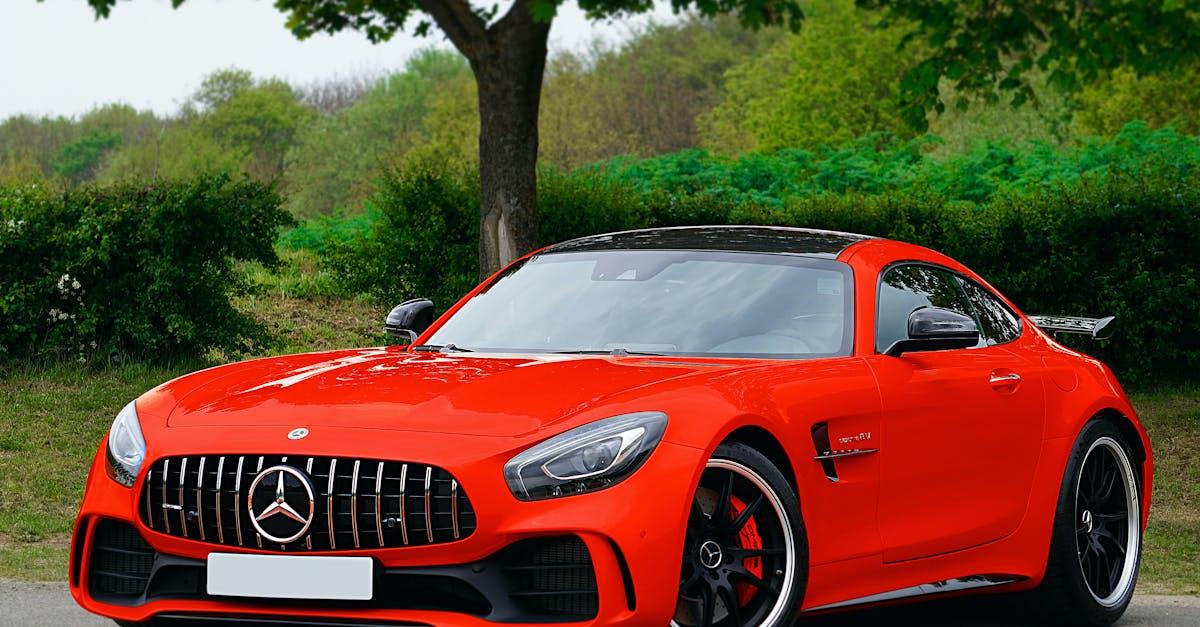 découvrez quelles sont les voitures les plus chères du monde. modèles de luxe, caractéristiques exceptionnelles et prix records : plongez dans l’univers des automobiles d’exception.