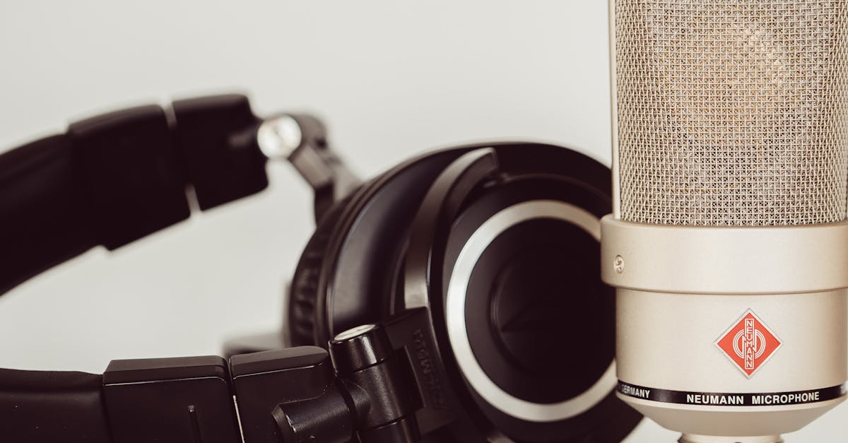 découvrez tout sur le recording : techniques d’enregistrement audio, conseils pour obtenir un son de qualité, matériel recommandé et astuces pour réussir vos prises en studio ou à la maison.