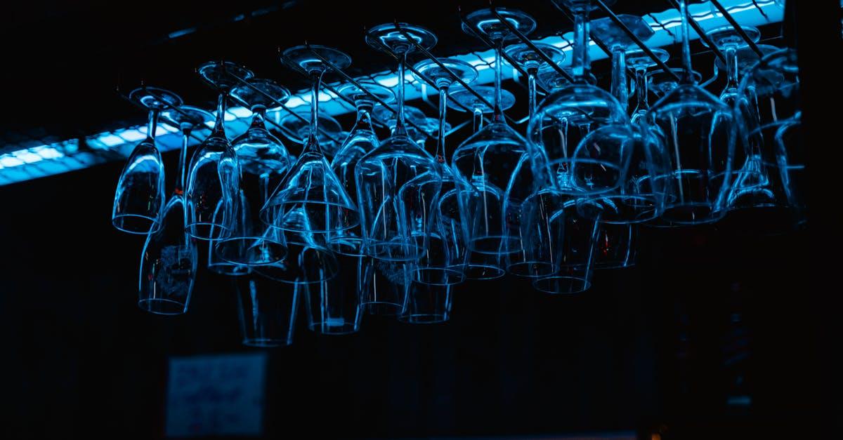 découvrez le monde des spiritueux : guides, conseils de dégustation, accords, et dernières tendances autour des whiskys, rhums, vodkas et autres alcools fins.