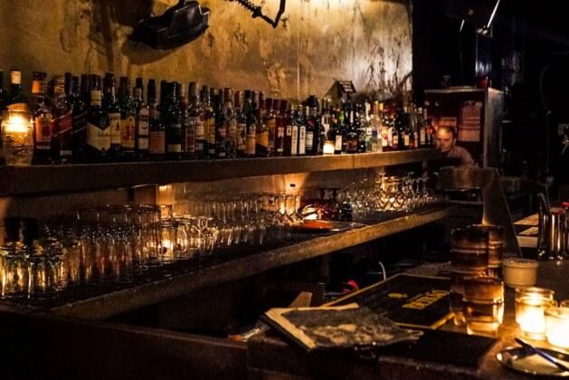 Les esprits existent-ils vraiment ? Une enquête sur l’invisible