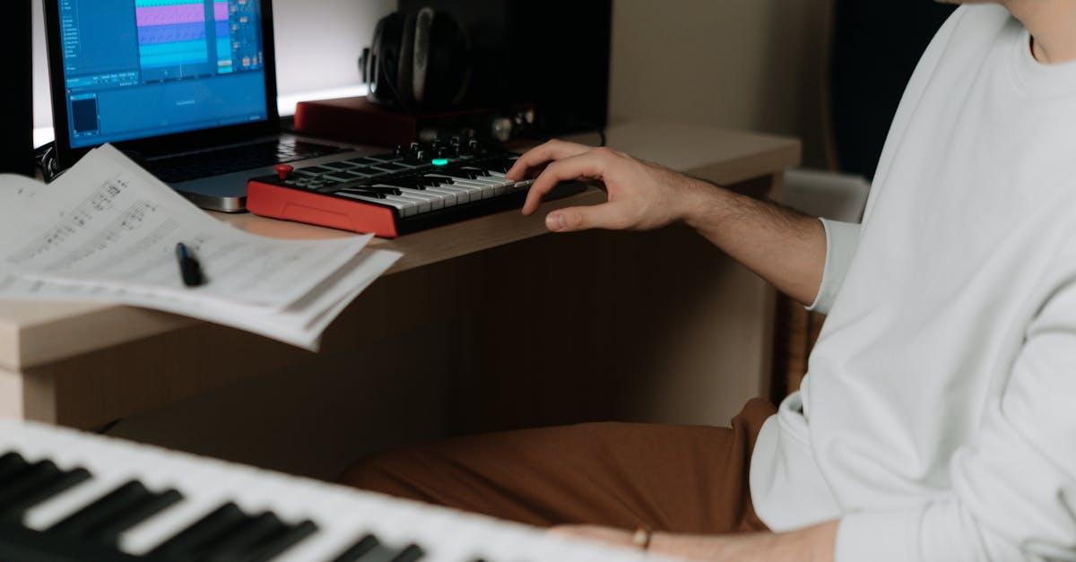 découvrez tout ce qu'il faut savoir sur le midi : définition, signification, usages courants et informations pratiques pour mieux comprendre ce terme au quotidien.