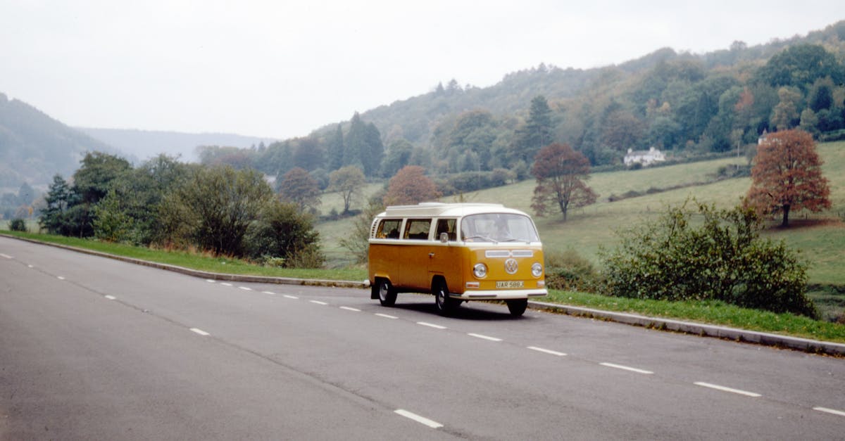 découvrez les différents types de routes, leurs caractéristiques et leurs usages pour mieux comprendre l'organisation du réseau routier. informations utiles pour conducteurs, voyageurs et passionnés d'infrastructures.
