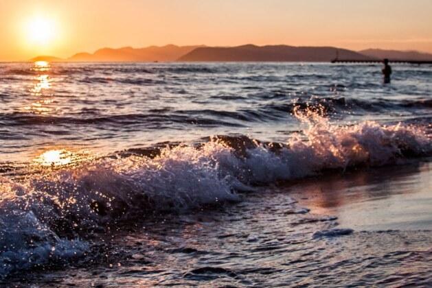 Quelle est la distinction entre Gitans, Tsiganes et gens du voyage ?