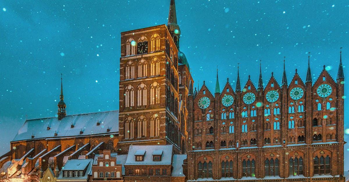 découvrez le rôle et l'importance de la town hall, ou mairie, centre administratif de la commune où sont prises les décisions locales et gérés les services municipaux.