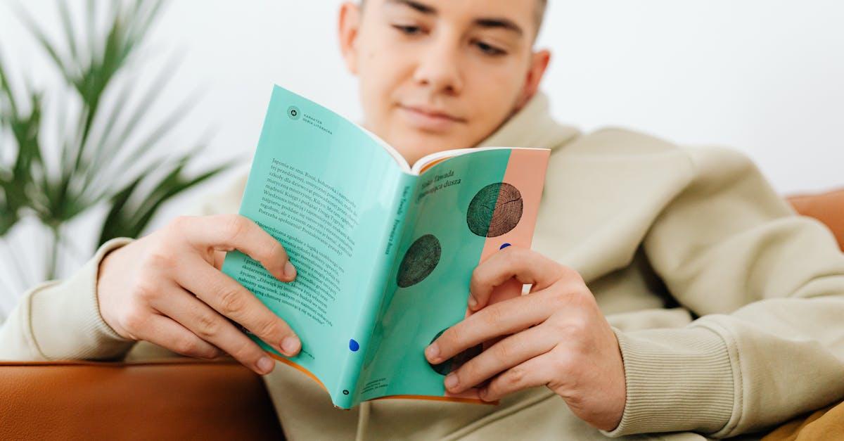 découvrez tout sur le phénomène d'absorption : principes, applications et impacts dans divers domaines scientifiques et industriels.