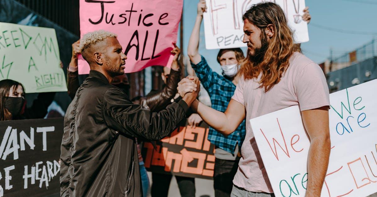 découvrez le sens, l'origine et les contextes d'utilisation de l'acronyme acab, ainsi que les débats et controverses autour de ce terme.