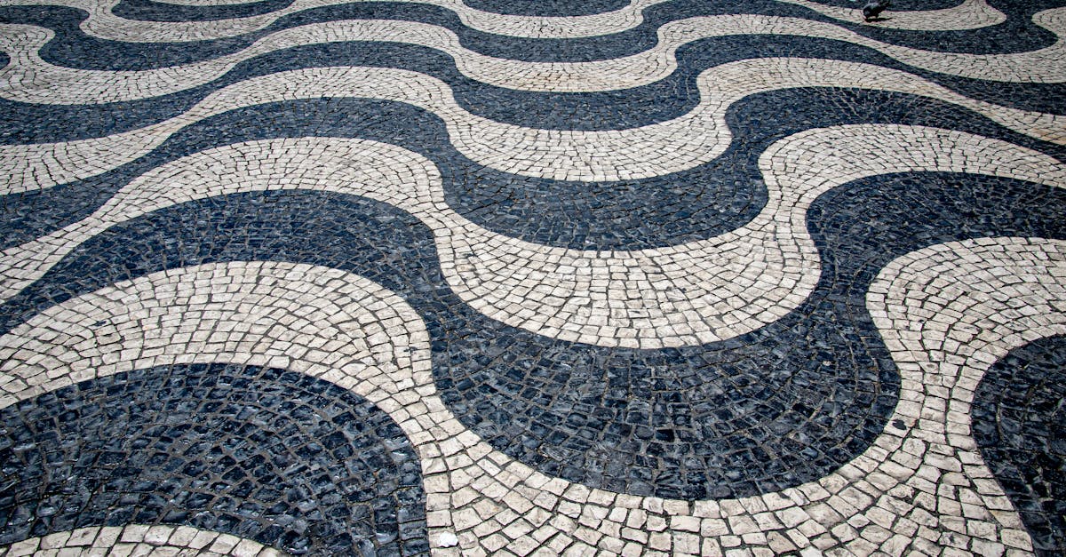 découvrez black stone, une collection unique alliant élégance et robustesse grâce à des matériaux de qualité supérieure. parfait pour un style moderne et intemporel.