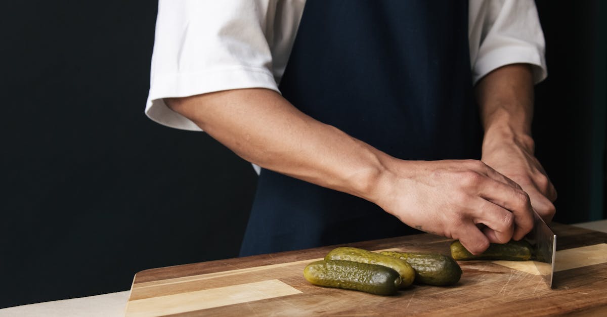 découvrez les différences entre le cucumber et le pickle : caractéristiques, usage en cuisine et bienfaits pour la santé.
