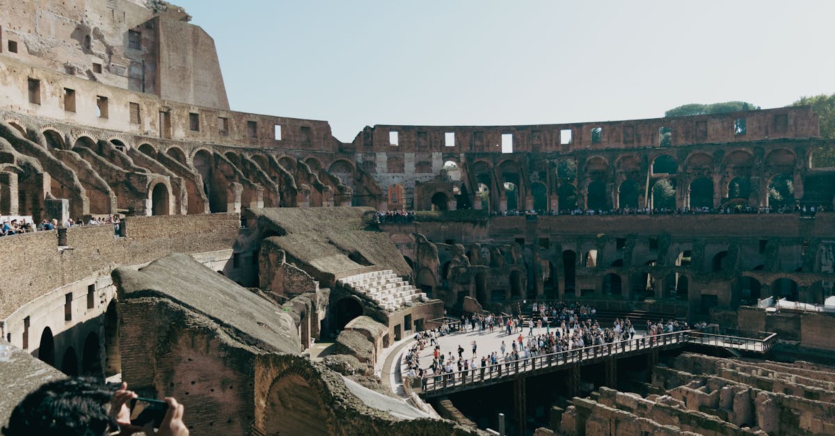 découvrez les causes et les conséquences de la chute de l'empire romain, un événement majeur qui a transformé l'histoire de l'antiquité.