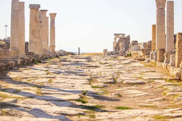 La chute de l’empire romain : qui était vraiment le dernier empereur ?