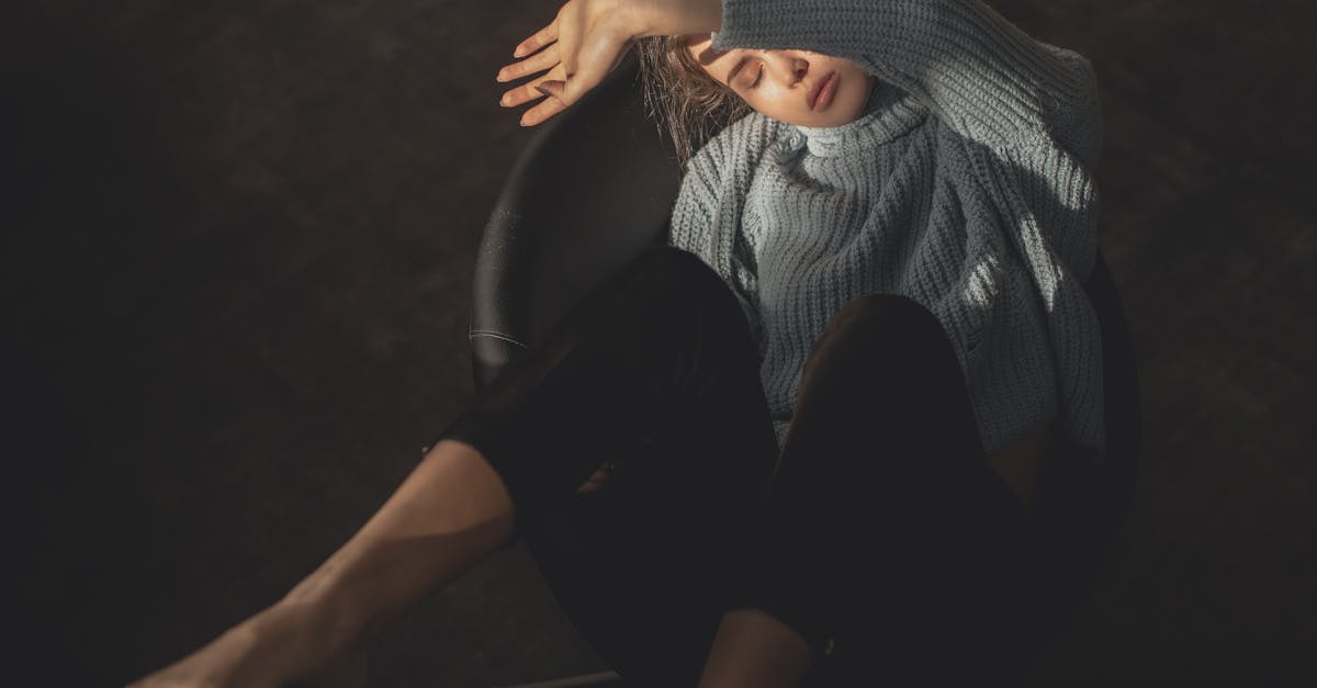 découvrez nos solutions efficaces pour dissimuler les cheveux gris et retrouver une couleur naturelle et éclatante en toute simplicité.