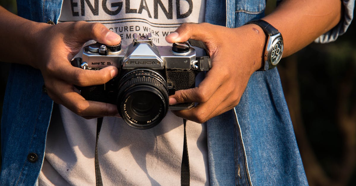 découvrez l'évolution humaine, retraçant notre origine, les étapes clés de notre développement biologique et culturel, et l'impact de l'évolution sur notre espèce aujourd'hui.