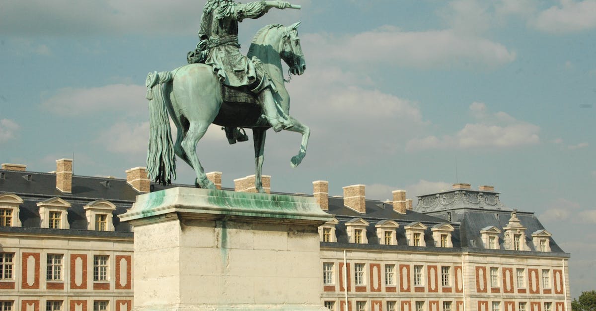 découvrez l'histoire fascinante du dernier roi de france, son règne, son héritage et son impact sur la monarchie française.