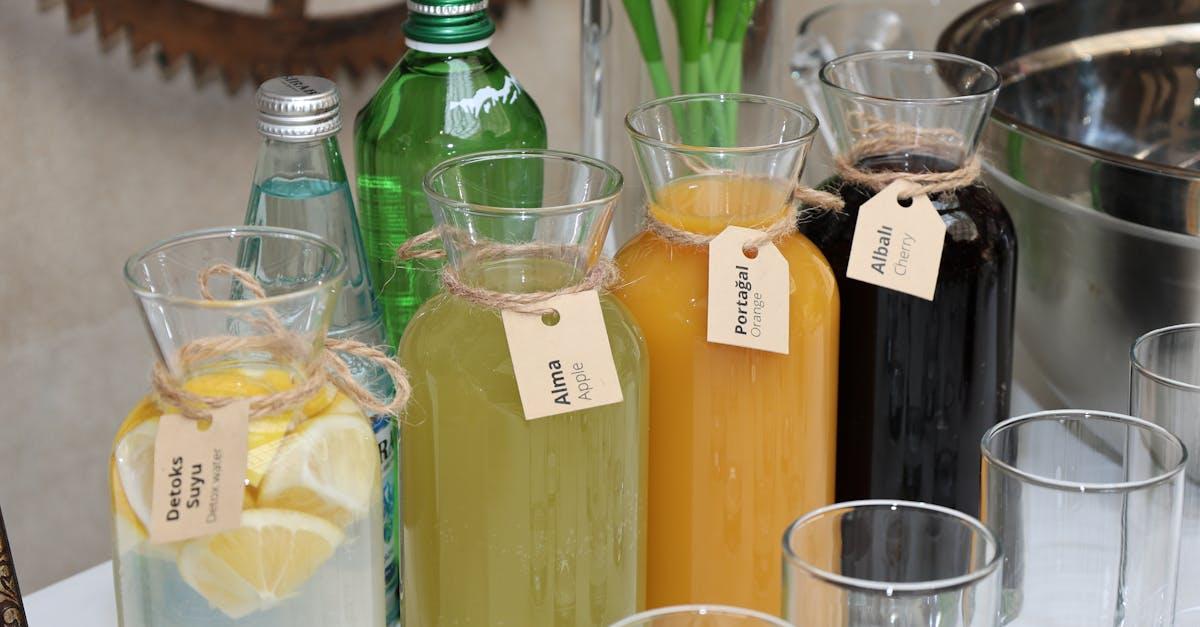 découvrez comment un citron flotte grâce à ses propriétés de flottabilité et explorez les principes scientifiques derrière la poussée d'archimède.