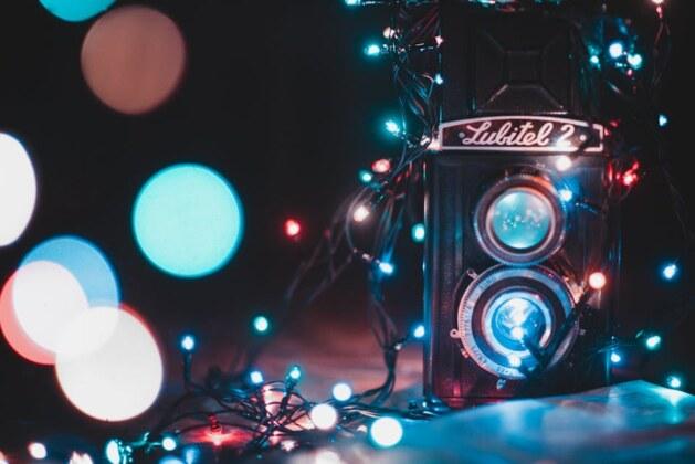 Quelle est la différence entre les matériaux fluorescents et phosphorescents ?