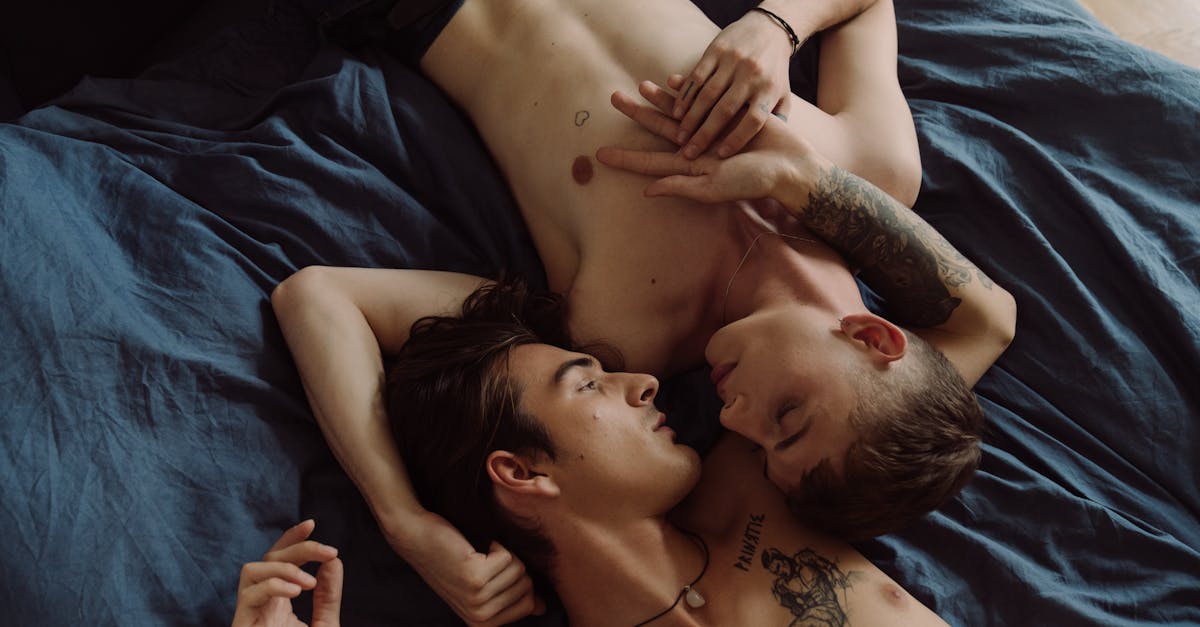 découvrez les fantasmes sexuels masculins : exploration des désirs, motivations et impacts sur la vie intime.