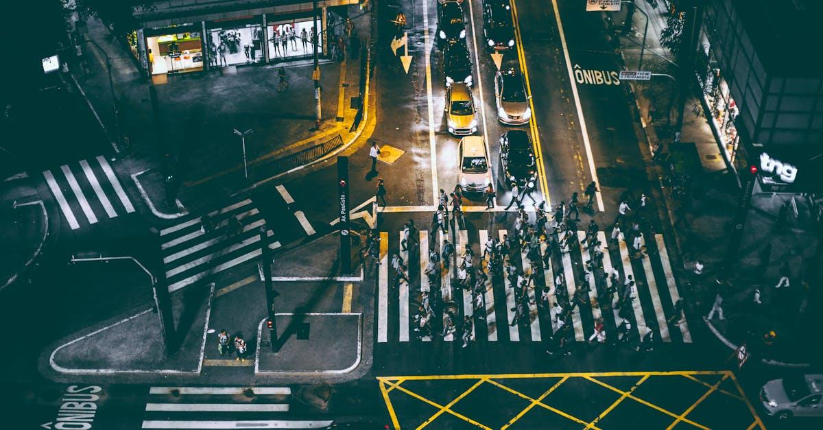 découvrez megacity, la mégapole du futur où innovation, technologie et vie urbaine dynamique se rencontrent pour créer un environnement unique et inspirant.