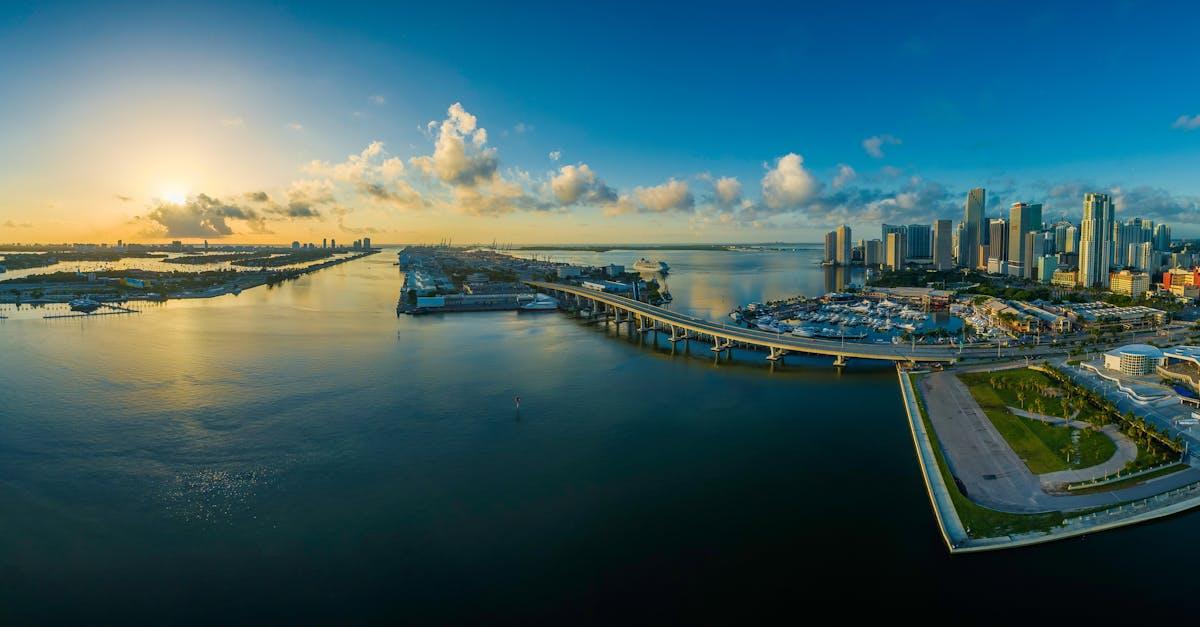 découvrez megacity, la métropole dynamique et futuriste offrant un mélange unique de culture, technologie et innovation urbaine.