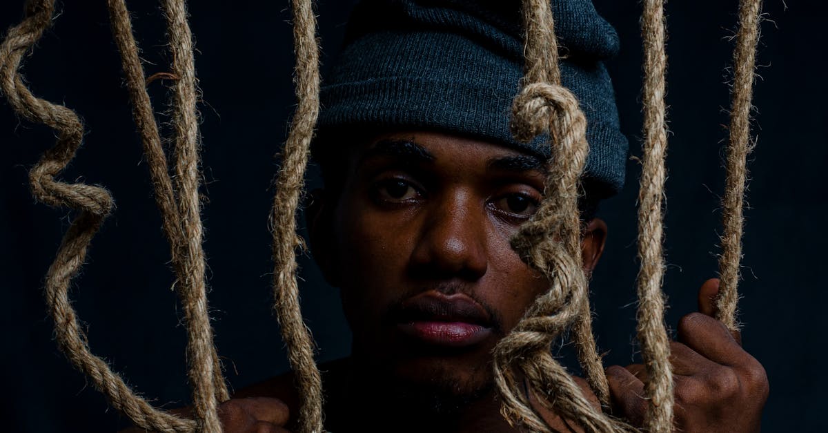 découvrez ce que la couleur du mucus peut révéler sur votre santé, ses significations possibles et quand consulter un professionnel.