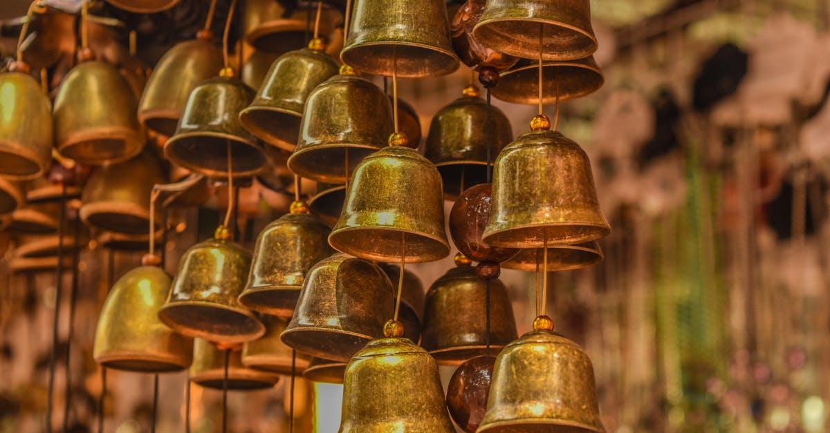 découvrez l'histoire et le son emblématique des cloches de notre-dame, un symbole culturel et spirituel de paris.