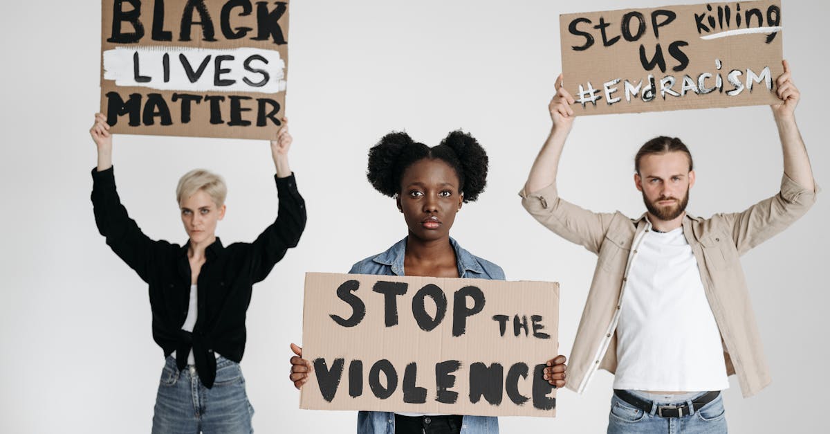 découvrez comment déterminer la date de fin du ramadan avec précision, en tenant compte des observations lunaires et des traditions islamiques.