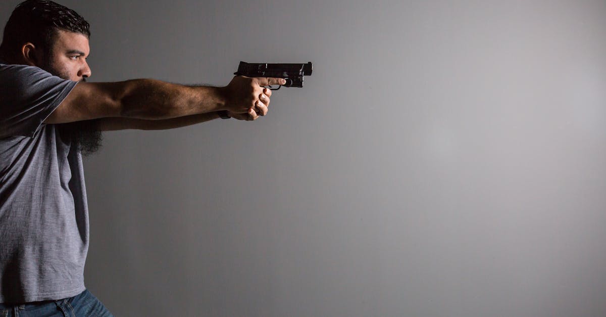 découvrez les mécanismes et processus biologiques de la détermination du sexe chez les organismes, expliquant comment le sexe est établi dès la conception.