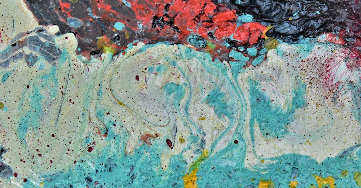 découvrez tout sur l'épanchement synovial : causes, symptômes, diagnostic et options de traitement pour mieux comprendre cette accumulation de liquide dans les articulations.