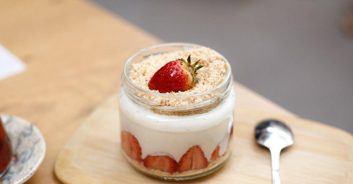 crème épaississante riche et nourrissante pour revitaliser et renforcer les cheveux fins et fragiles, offrant volume et texture naturels.