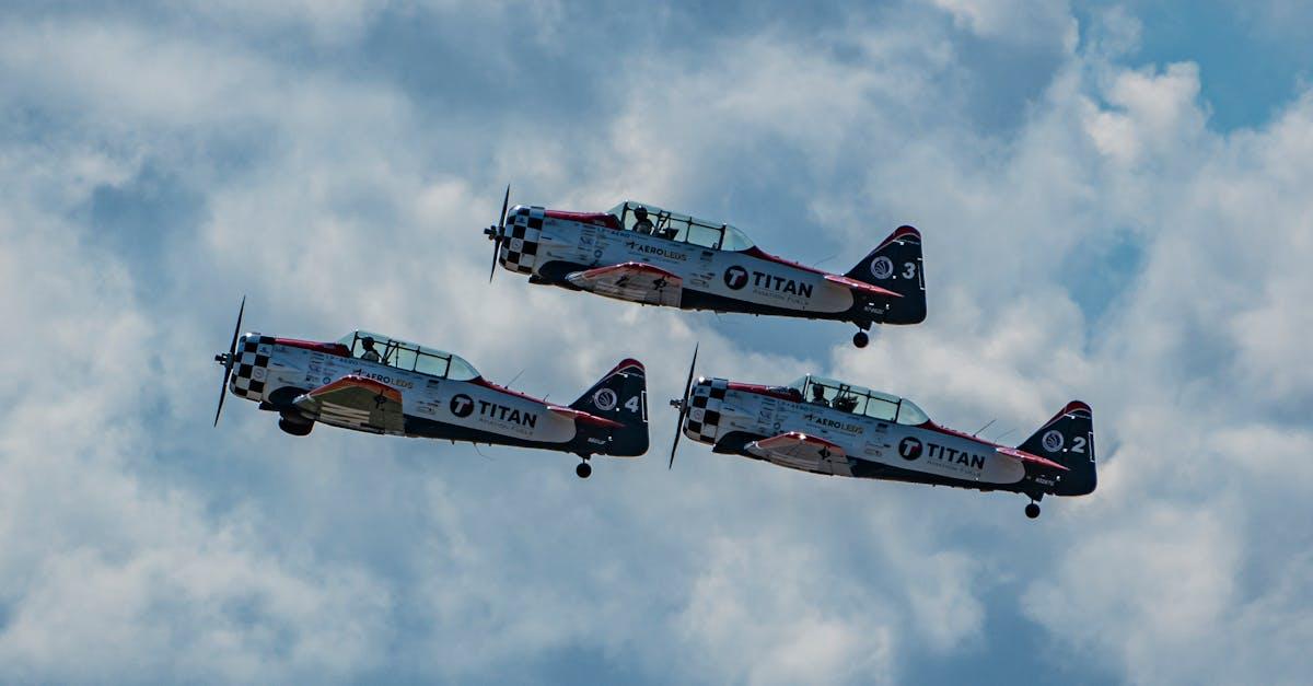 découvrez l'histoire captivante du titanic, l'emblématique paquebot qui a marqué le monde par son tragique naufrage en 1912.
