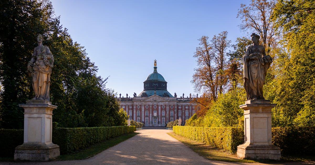 découvrez les collaborateurs de véronique sanson, artistes et musiciens qui ont contribué à sa carrière remarquable.