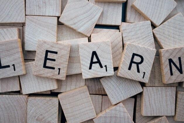 Est-il correct d’utiliser l’expression ‘au jour d’aujourd’hui’ ?