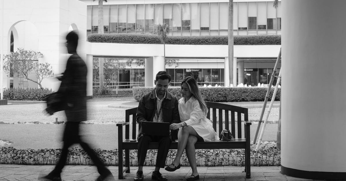 découvrez tout sur la 'female successor', la femme successeur qui prend le relais avec compétence et leadership dans divers domaines.