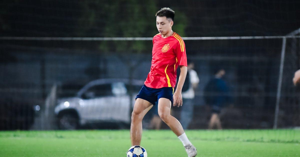 découvrez la durée officielle d'un match de handball, les différentes périodes et les temps de pause pour mieux comprendre ce sport dynamique.